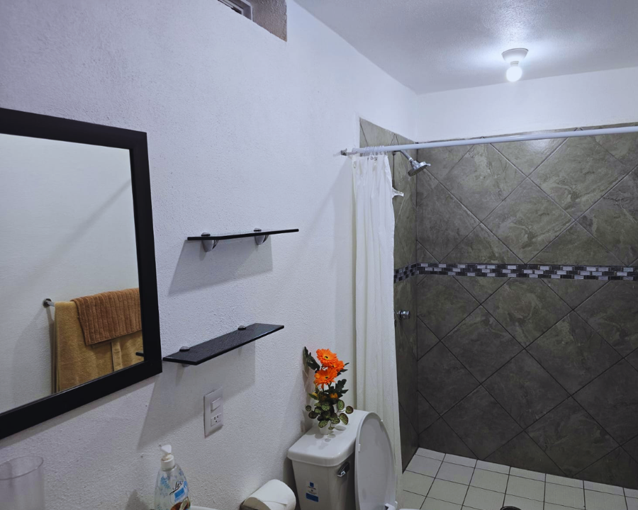Baño completo en habitaciones