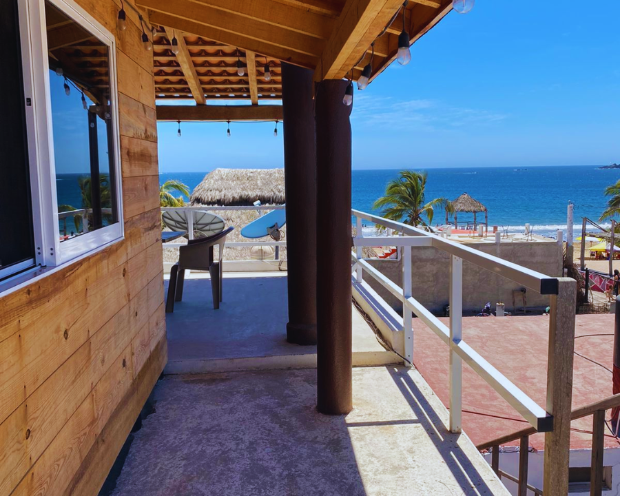 Accesos seguros a los tres niveles de Casa Sol en Punta Pérula